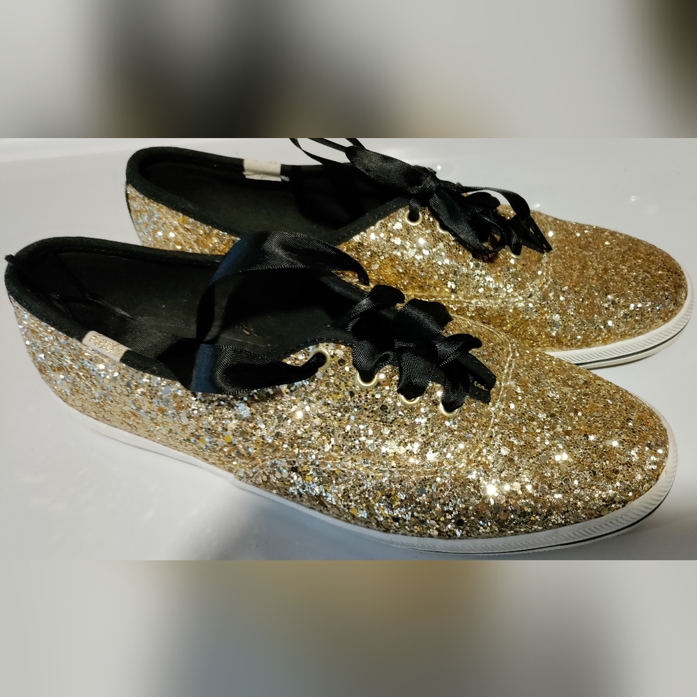Kate Spade Keds Shoes, size 7.5 Women's, new without tags, never worn